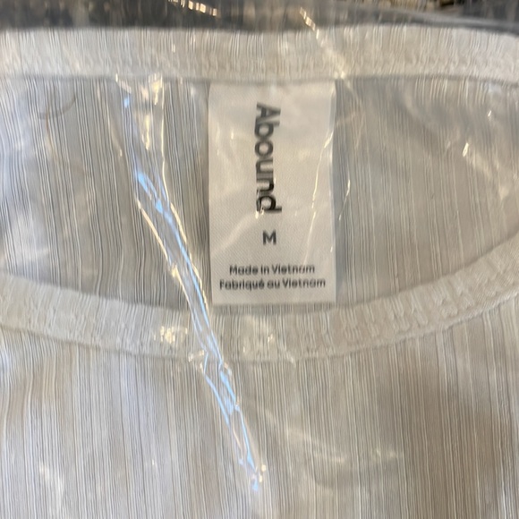 Abound cut out LS top grey fog color. Size medium. NWT - Picture 2 of 5